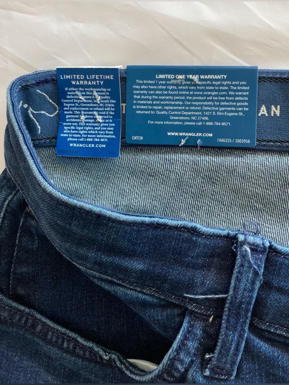 Wrangler  Willow NWT UltimateRidingTrouser Jean in SloaneWash Wide Leg WMN 31X34 - Picture 4 of 12
